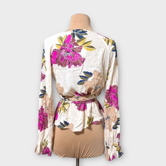 NEW Printed Floral Wrap Blouse Small CREAM MULTICOLOR Boho Pink Billabong NWT - Picture 7 of 10